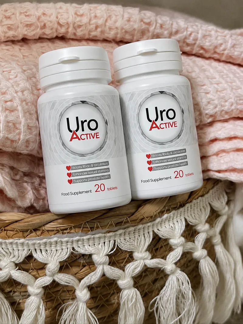 Due flaconi di Uro Active, foto inviata da un cliente